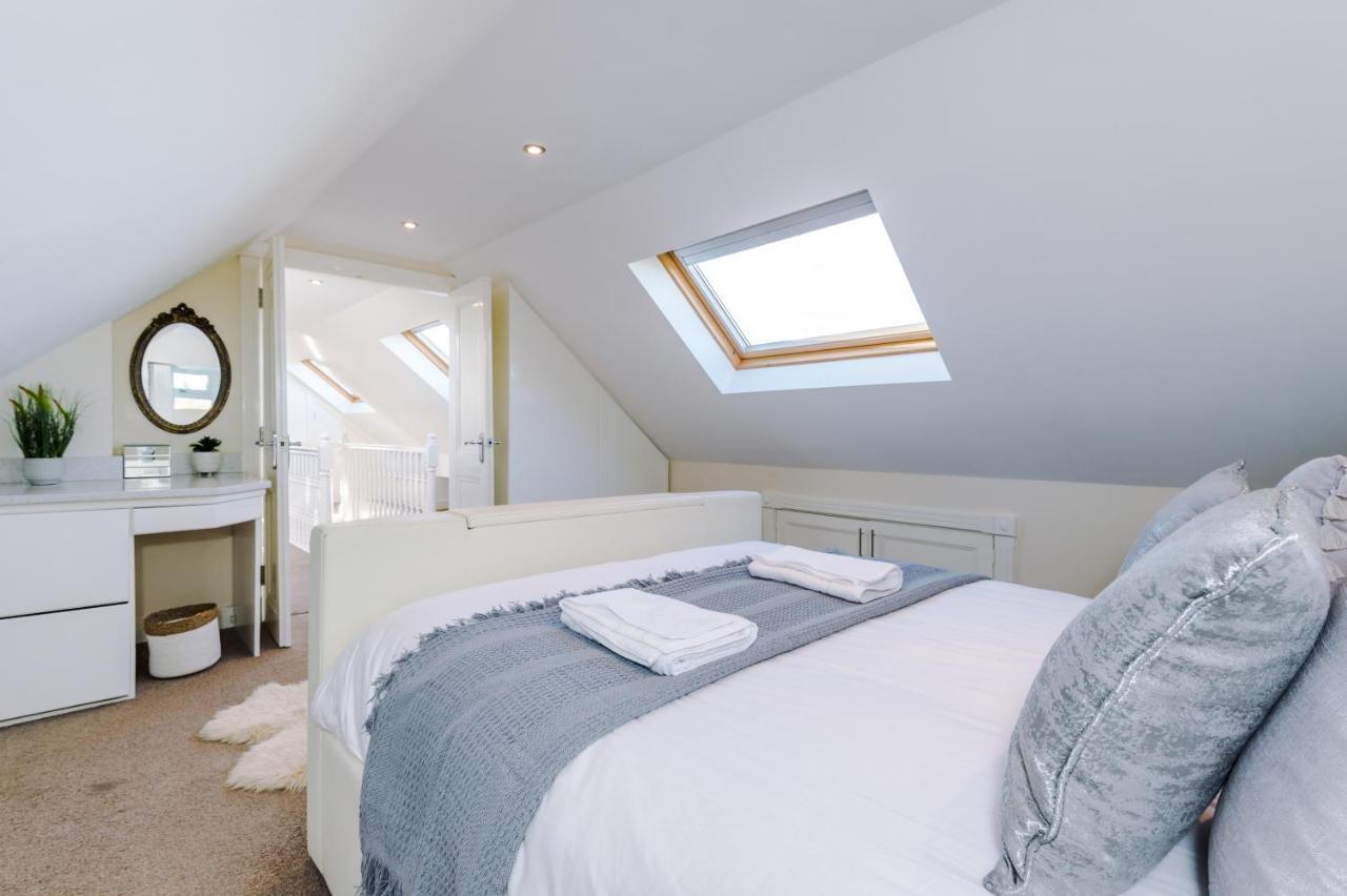 "Woodlands" By Greenstay Serviced Accommodation - Luxury 3 Bed Cottage In North Wales With Stunning Countryside Views & Parking - Close To Glan Clwyd Hospital - The Perfect Choice For Contractors, Business Travellers, Families And Groups Bodelwyddan Экстерьер фото